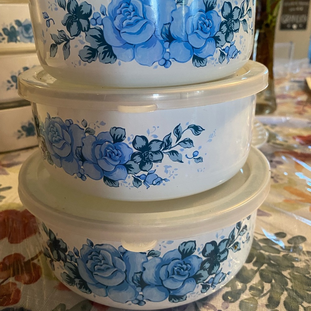 Rare Corelle Blue Velvet Metal Bowls